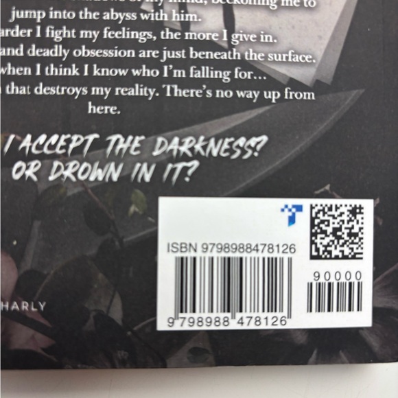 No‎ Control: A Dark Romance (Unhinged Hitmen) Paperback book - Picture 5 of 5